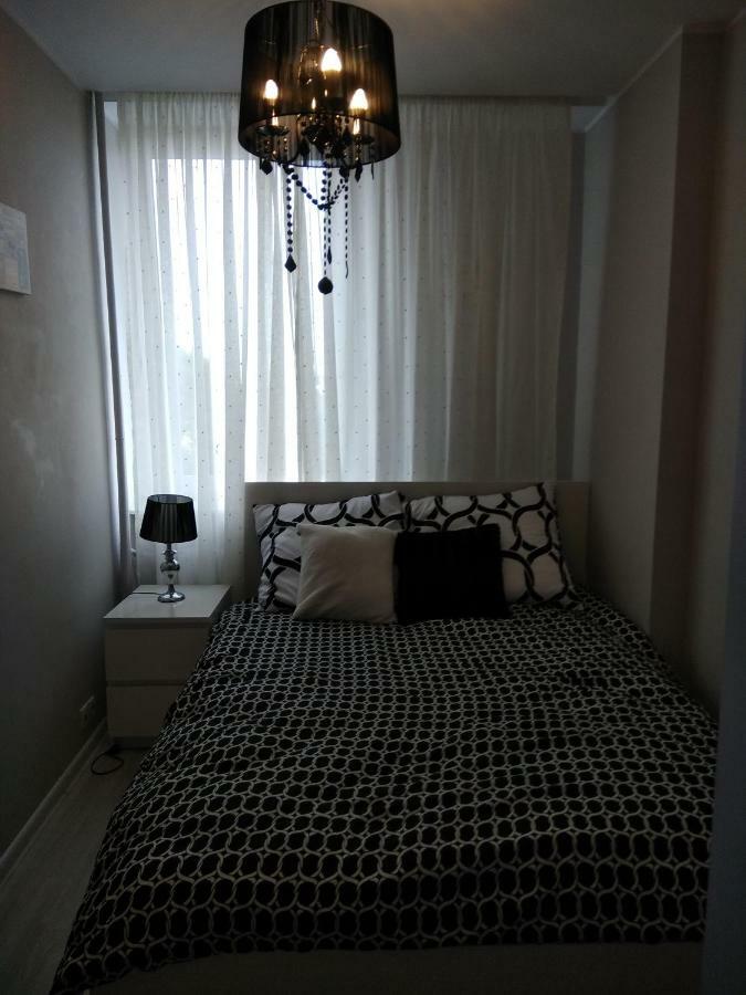 Apartment Plac Bankowy Varsó Kültér fotó